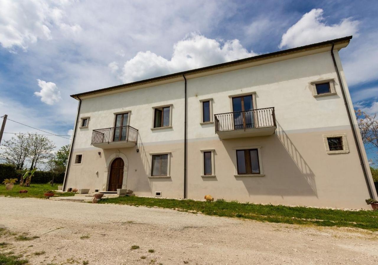 Agriturismo Il Sentiero Degli Ulivi - Irpinia Venticano 外观 照片